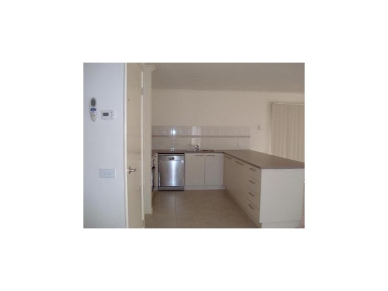 40 Danfield Drive, Tarneit VIC 3029