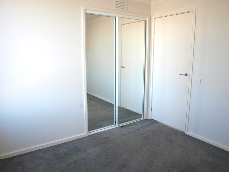 REF 20506/118 Dudley Street, West Melbourne VIC 3003