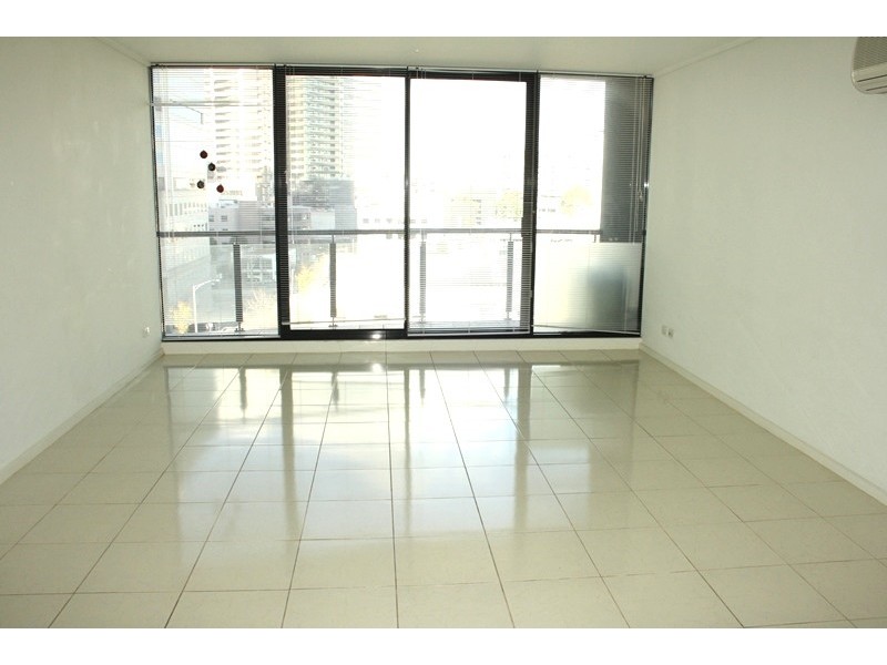 REF 20541/28 Bank Street, South Melbourne VIC 3205