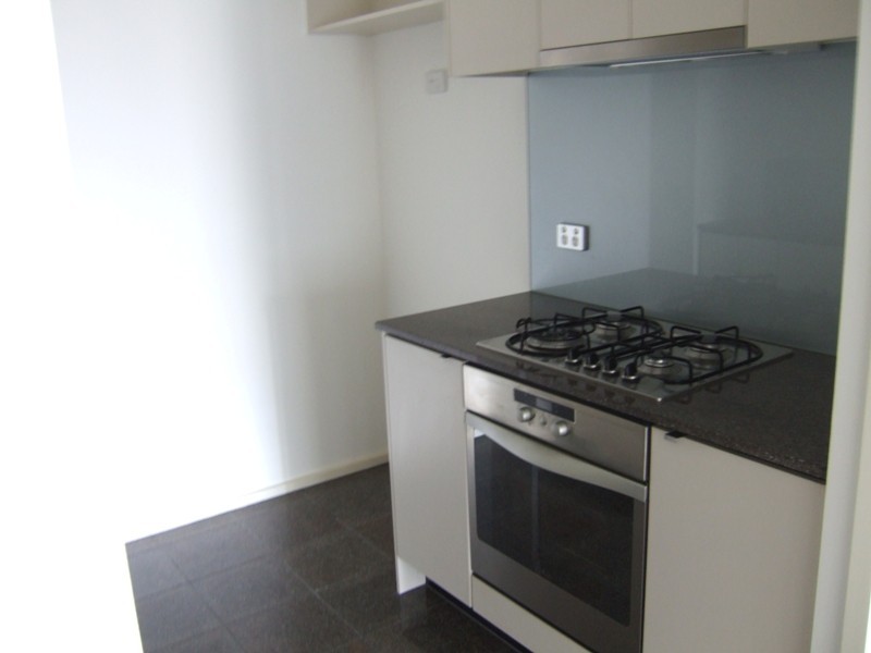 REF 20863/173 City Road, Southbank VIC 3006