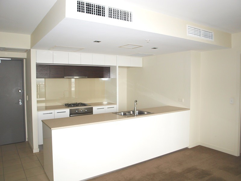 3407/100 Harbour Esplanade, Docklands VIC 3008