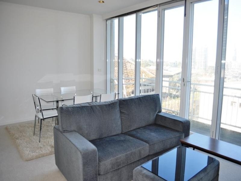 REF 20865/28 Southgate Avenue, Southbank VIC 3006