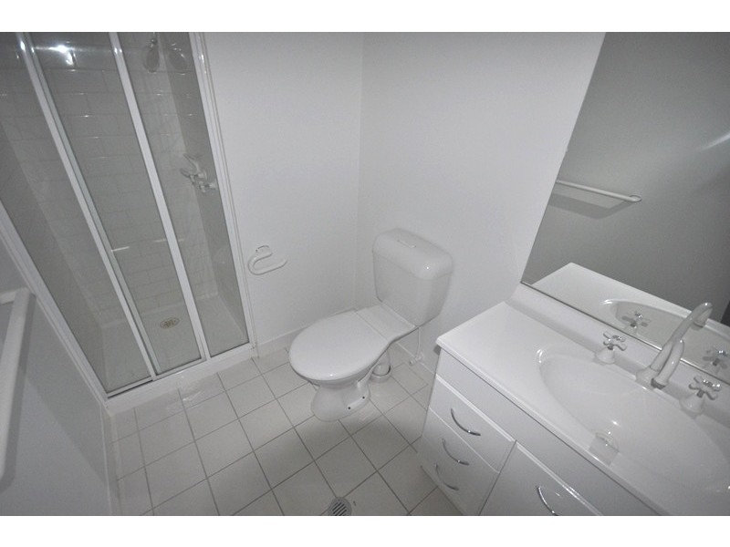 REF 20868/79 Whiteman Street, Southbank VIC 3006