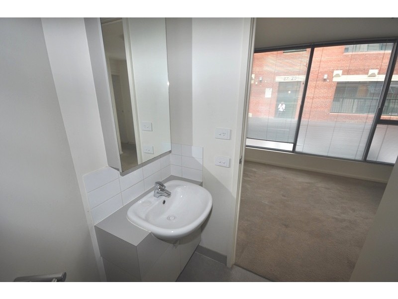 REF 20743/22 Little Lonsdale Street, Melbourne VIC 3000