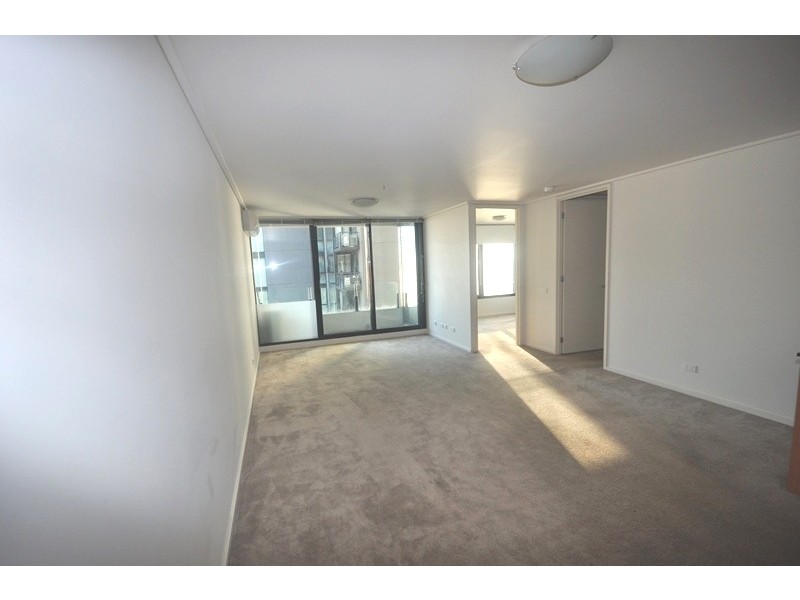 REF 20870/163 City Road, Southbank VIC 3006