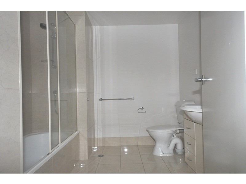 REF 20870/163 City Road, Southbank VIC 3006