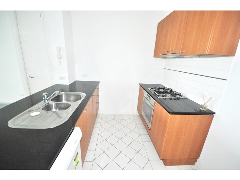 REF 20872/99 Whiteman Street, Southbank VIC 3006