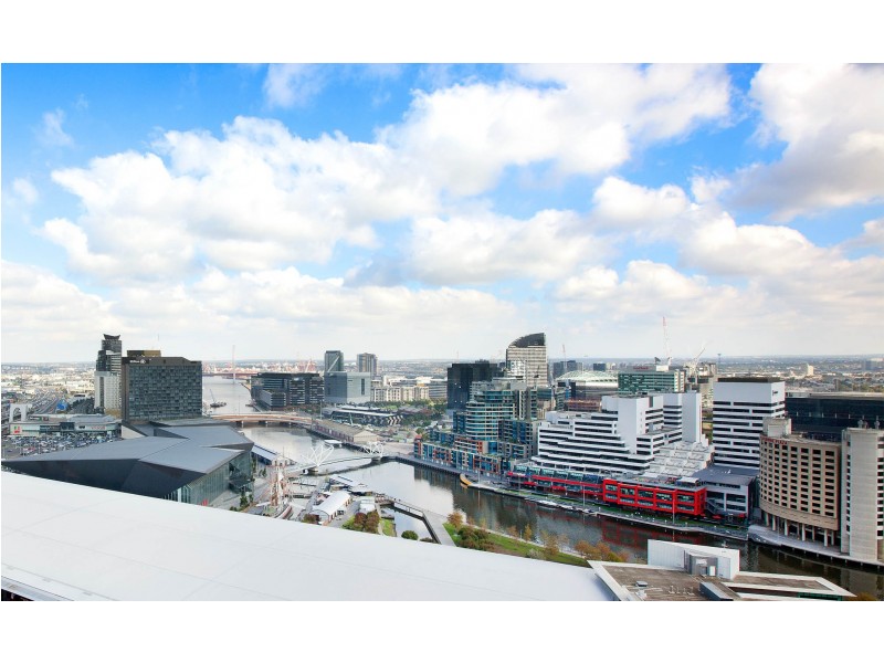 REF 20876/63 Whiteman Street, Southbank VIC 3006