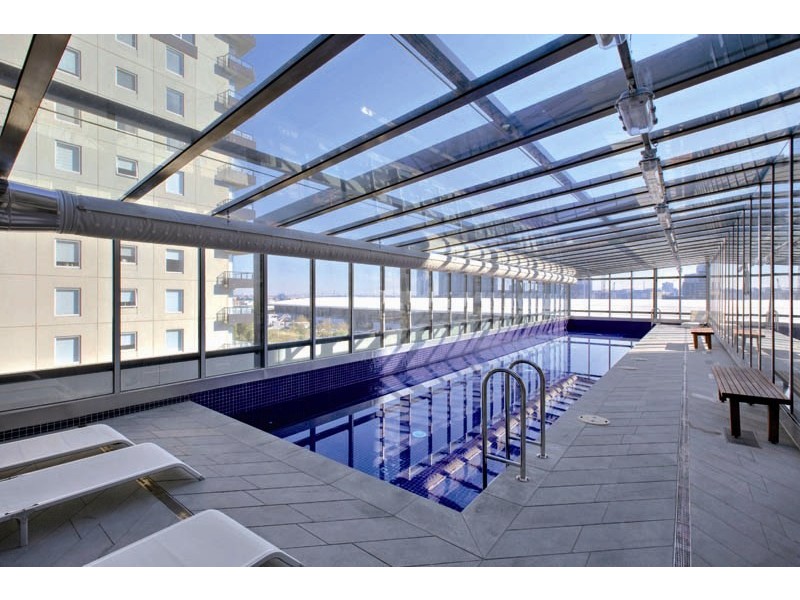REF 20876/63 Whiteman Street, Southbank VIC 3006