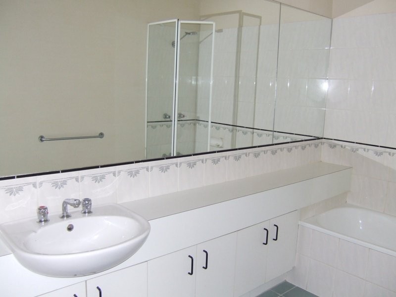 70 Wiltshire Drive, Kew VIC 3101