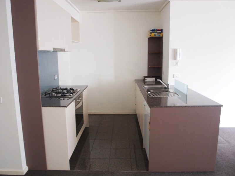 REF 20885/173 City Road, Southbank VIC 3006