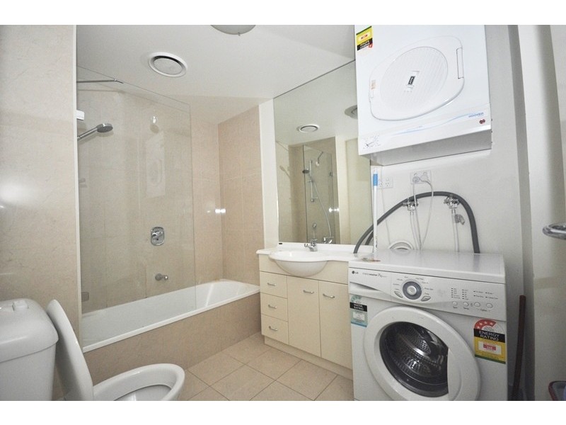 REF 20886/22 Kavanagh Street, Southbank VIC 3006