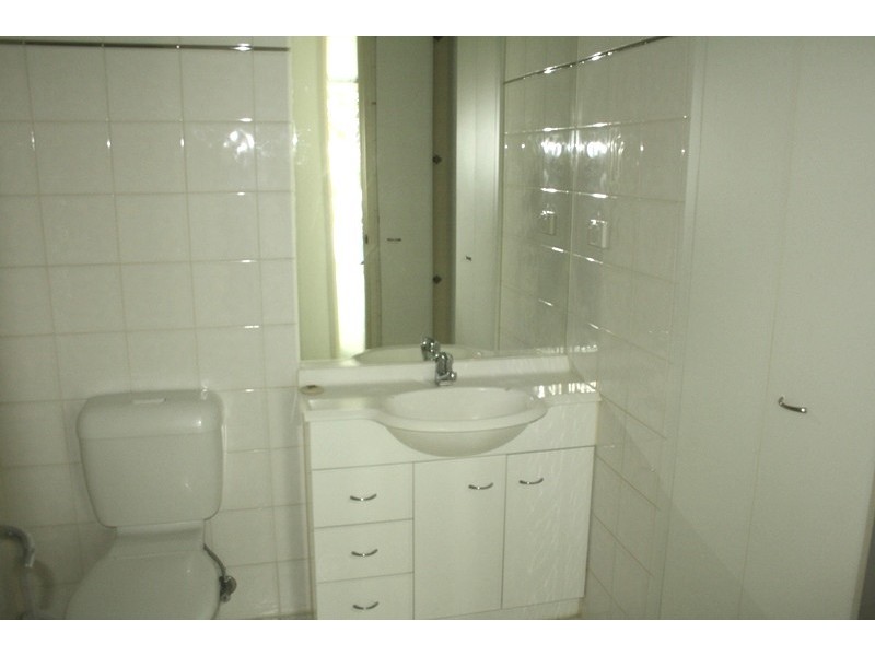 REF 20887/38 Bank Street, South Melbourne VIC 3205