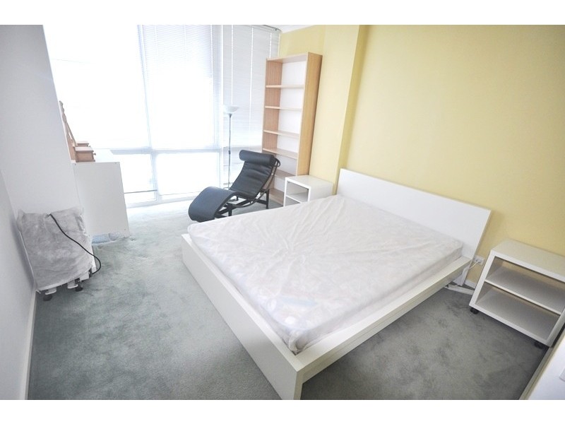 REF 20888/79 Whiteman Street, Southbank VIC 3006