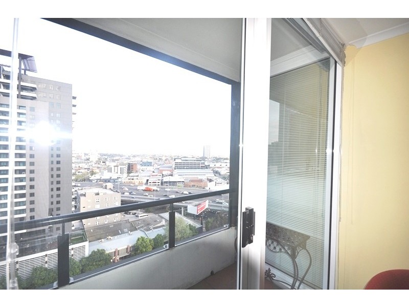 REF 20888/79 Whiteman Street, Southbank VIC 3006