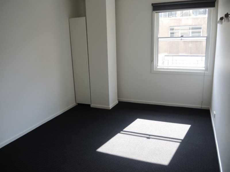 REF 20889/161 Sturt Street, Southbank VIC 3006