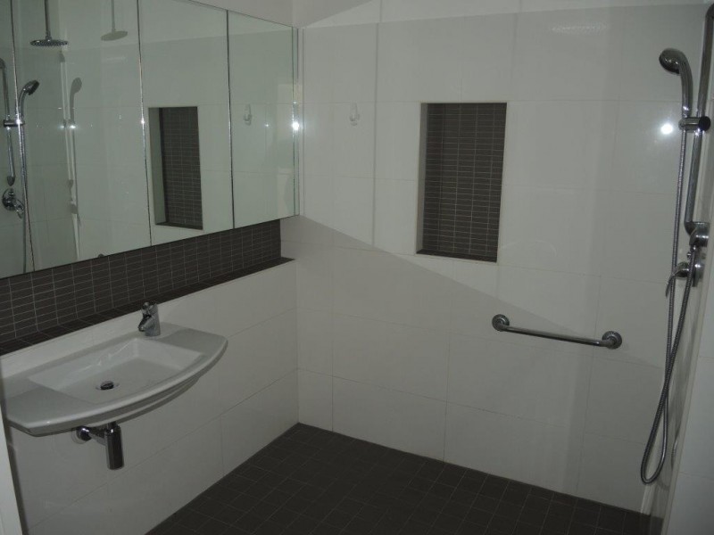 REF 20889/161 Sturt Street, Southbank VIC 3006