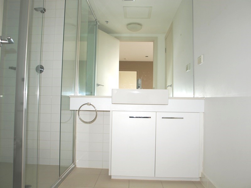 3507A/100 Harbour Esplanade, Docklands VIC 3008