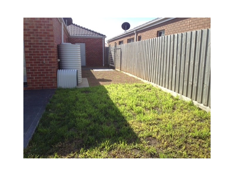 14 Cooinda Way, Point Cook VIC 3030