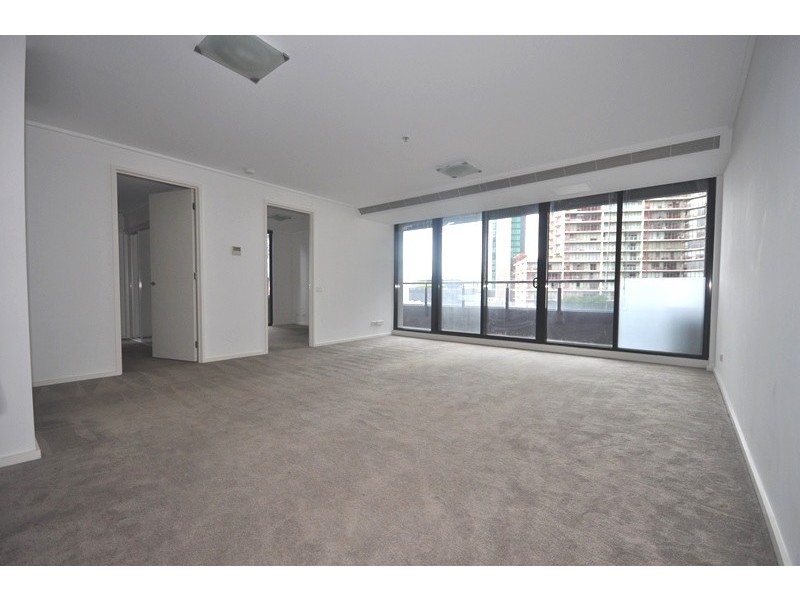 REF 20896/173 City Road, Southbank VIC 3006