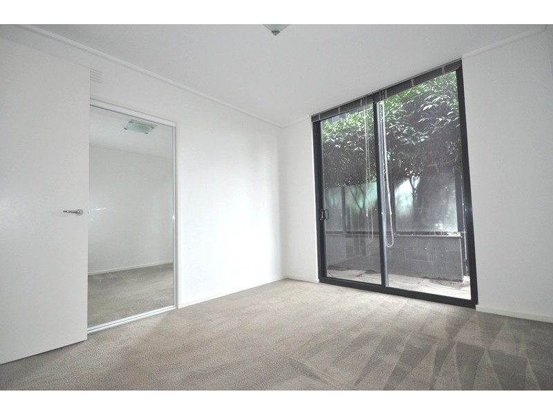 REF 20896/173 City Road, Southbank VIC 3006