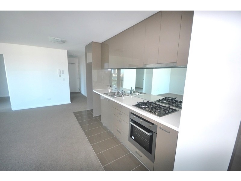 REF 27051/241 City Road, Southbank VIC 3006