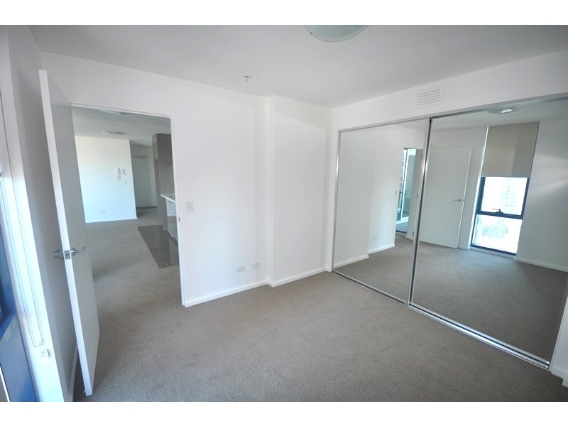 REF 27051/241 City Road, Southbank VIC 3006