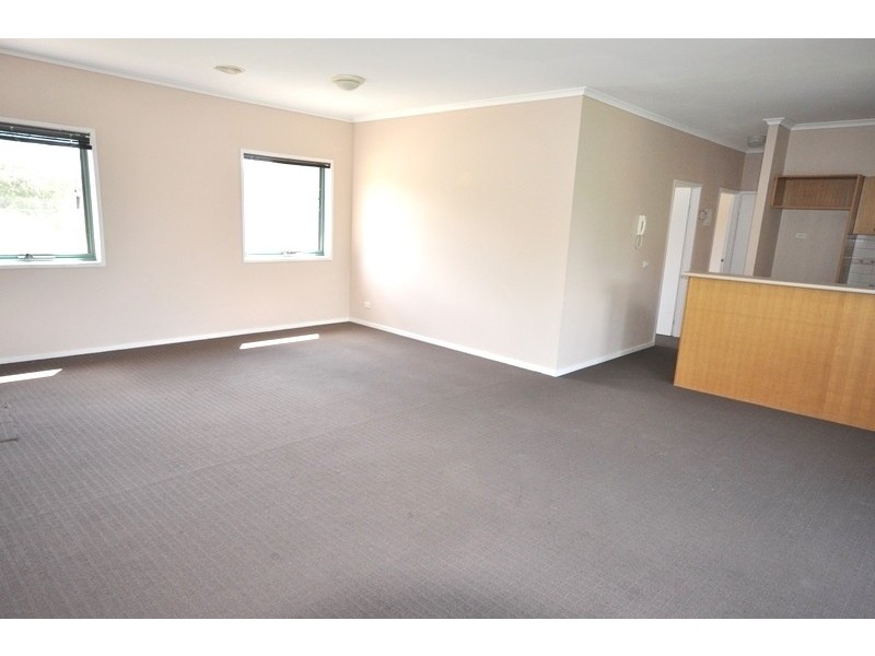 REF 20906/19 Vaughan Crescent, Kew VIC 3101