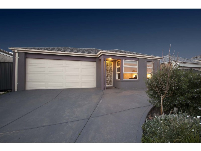 44 Mowbray Drive, Point Cook VIC 3030