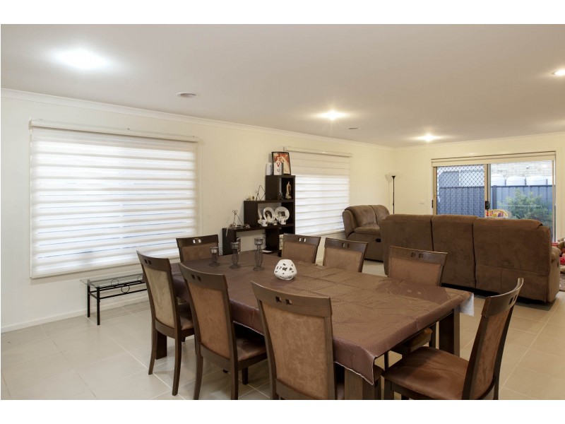 44 Mowbray Drive, Point Cook VIC 3030