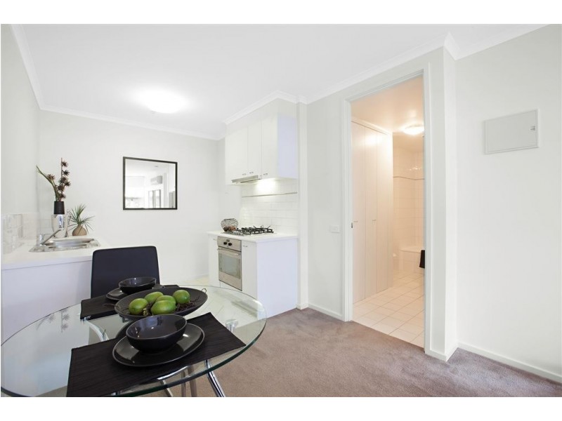 REF 20911/63 Dorcas Street, South Melbourne VIC 3205