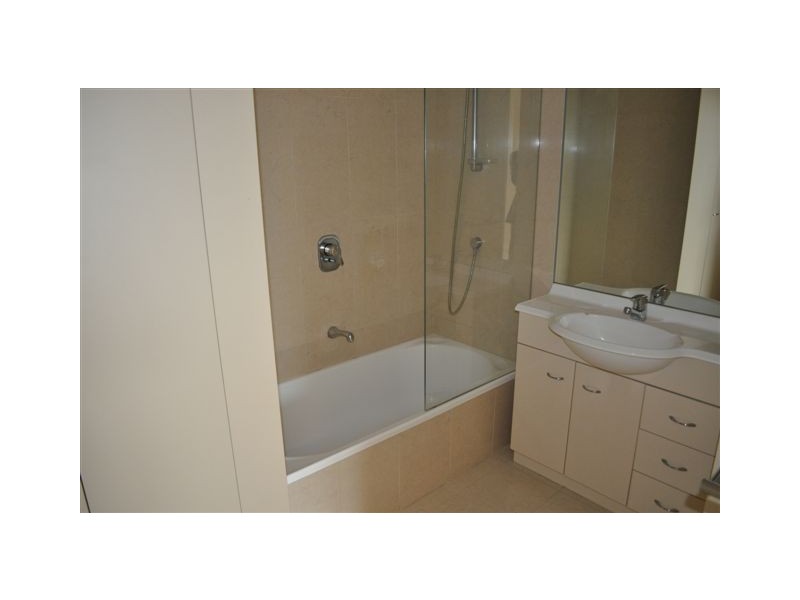 REF 20916/668 Bourke Street, Melbourne VIC 3000