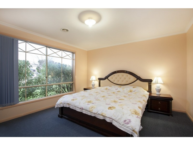 21 Dorrington Street, Point Cook VIC 3030