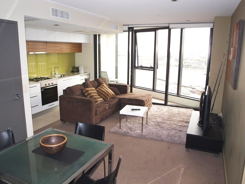 2409A/100 Harbour Esplanade, Docklands VIC 3008