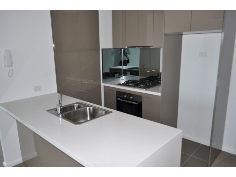 REF 24011/241 City Road, Southbank VIC 3006