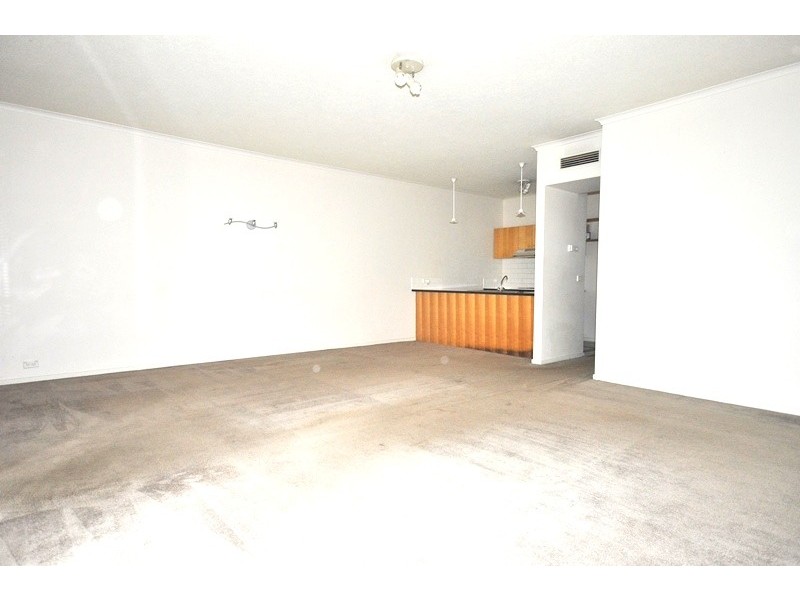 REF 20936/106 Southbank Boulevard, Southbank VIC 3006