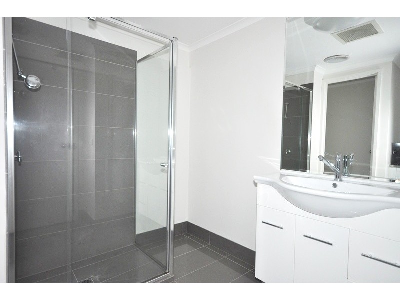 REF 20936/106 Southbank Boulevard, Southbank VIC 3006