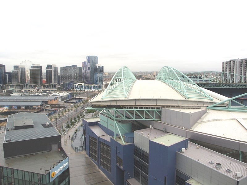1913/100 Harbour Esplanade, Docklands VIC 3008