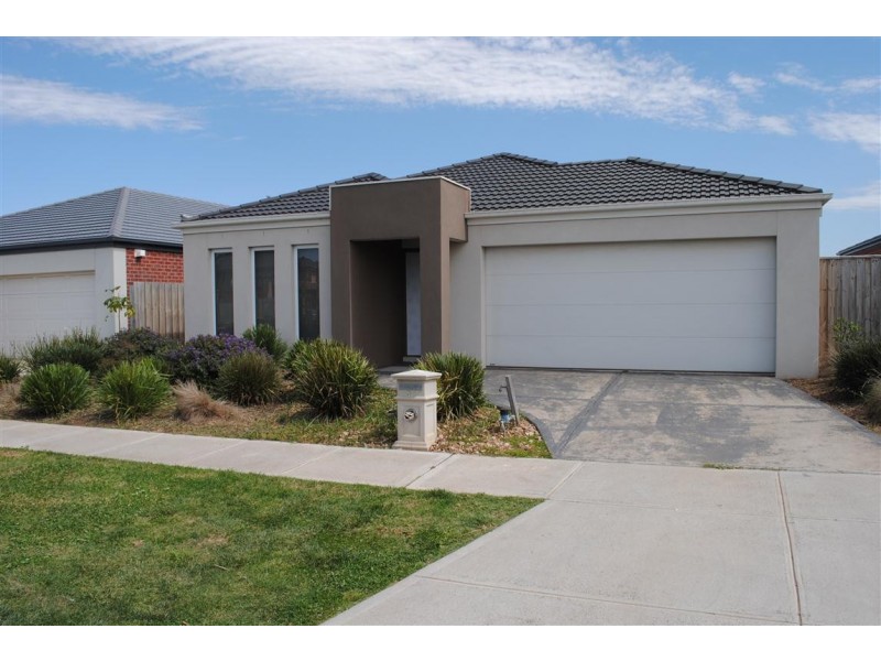 33 Windrest Way, Point Cook VIC 3030