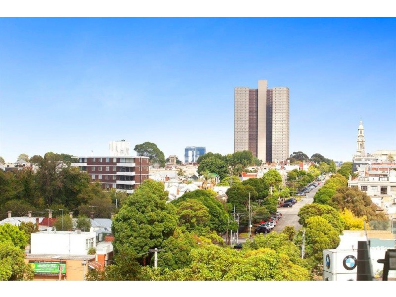 REF 20562/38 Bank Street, South Melbourne VIC 3205