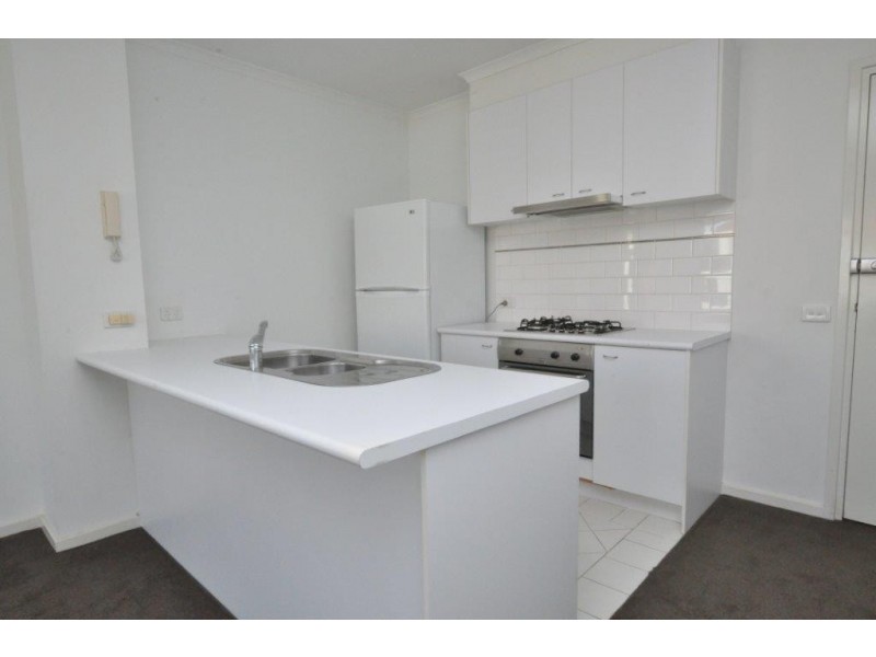 REF 20826/39 Dorcas Street, South Melbourne VIC 3205