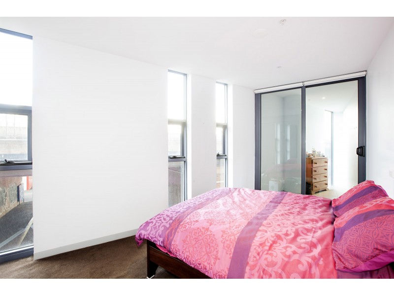 102W/565 Flinders Street, Melbourne VIC 3000
