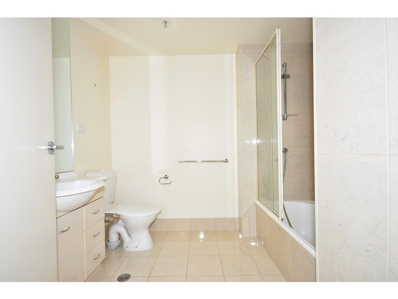 REF 20954/163 City Road, Southbank VIC 3006