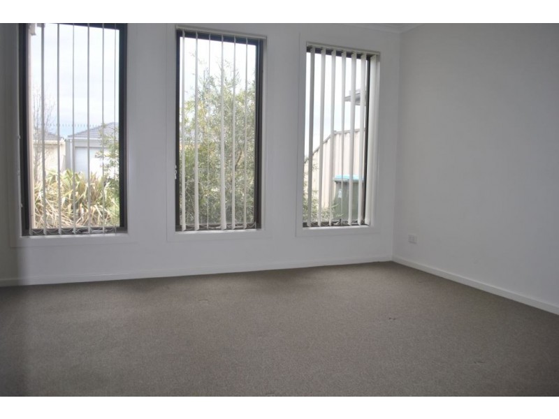 10 Grenache Street, Point Cook VIC 3030