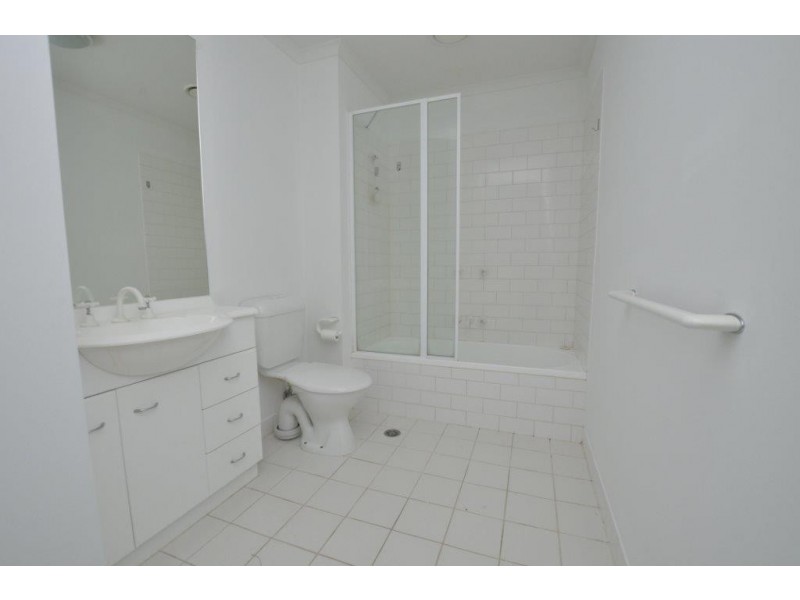 REF 20107/148 Wells Street, South Melbourne VIC 3205