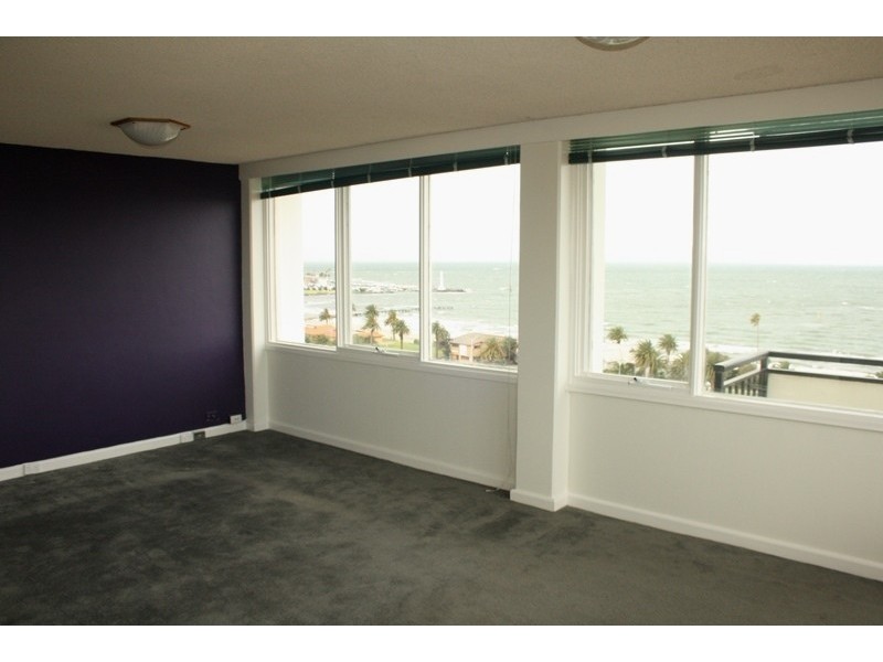 8A/21 The Esplanade, St Kilda VIC 3182