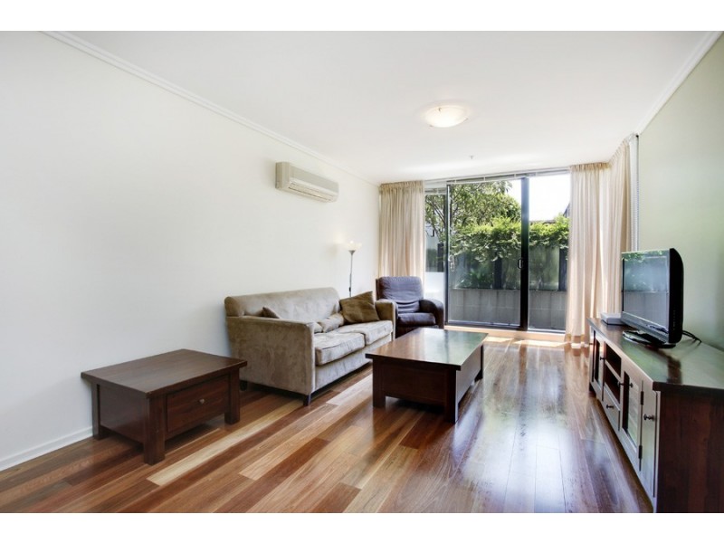 REF 20959/38 Bank Street, South Melbourne VIC 3205