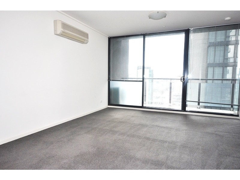 REF 20960/100 Kavanagh Street, Southbank VIC 3006