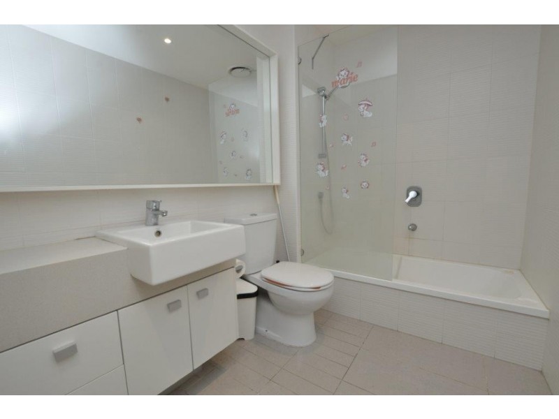 REF 20973/63 Whiteman Street, Southbank VIC 3006