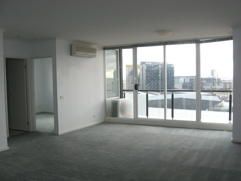 REF 20977/79 Whiteman Street, Southbank VIC 3006